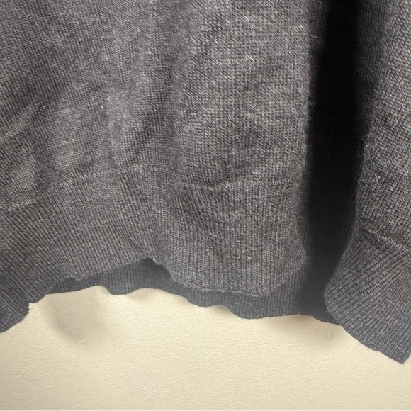 Brooks Brothers Men Gray Merino Wool V Neck Sweatshirt Size Medium - Picture 5 of 8